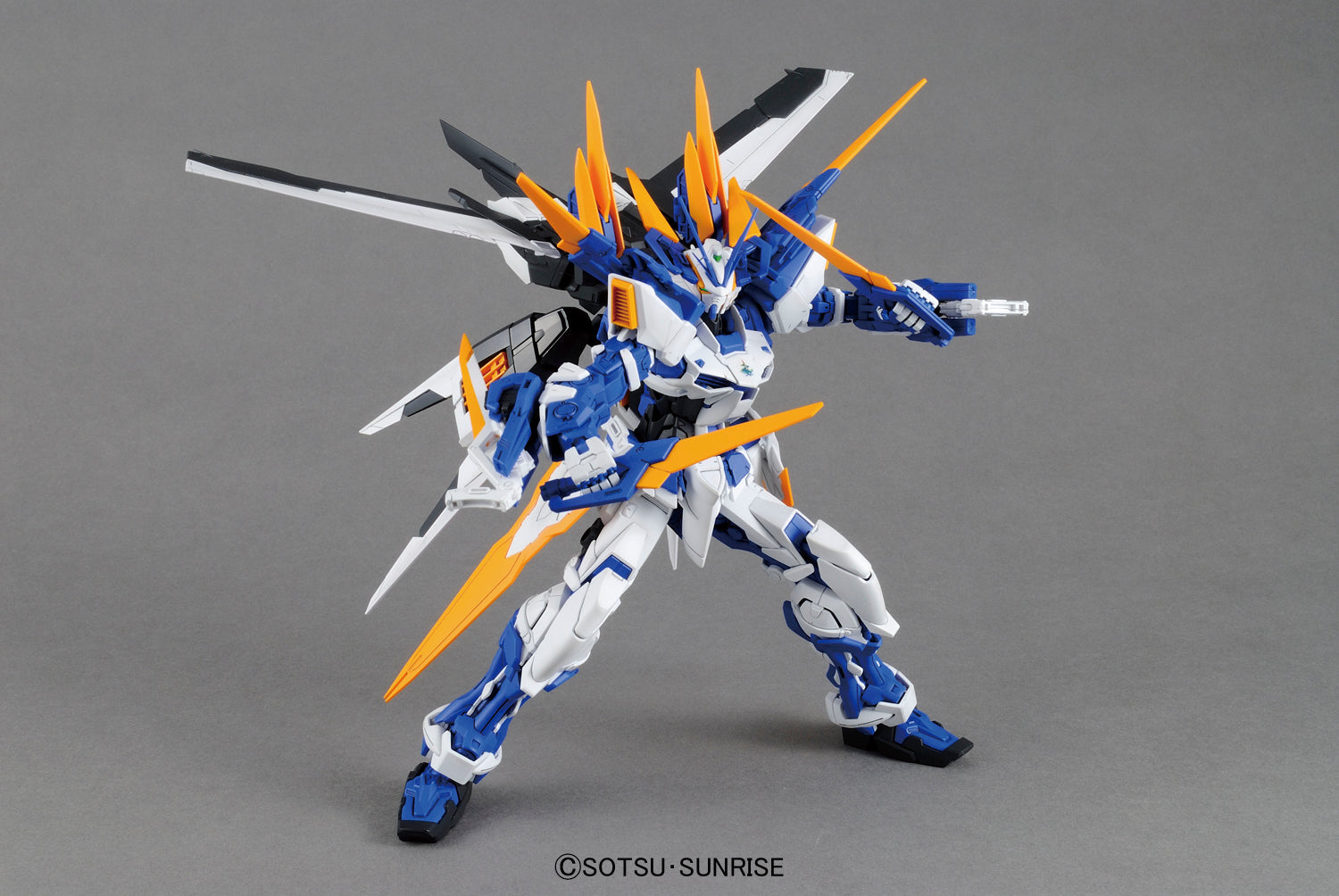 MK63047 - GUNDAM - MASTER GRADE - GUNDAM ASTRAY BLUE FLAME D - MODEL KIT 1/100 - Immagine 3