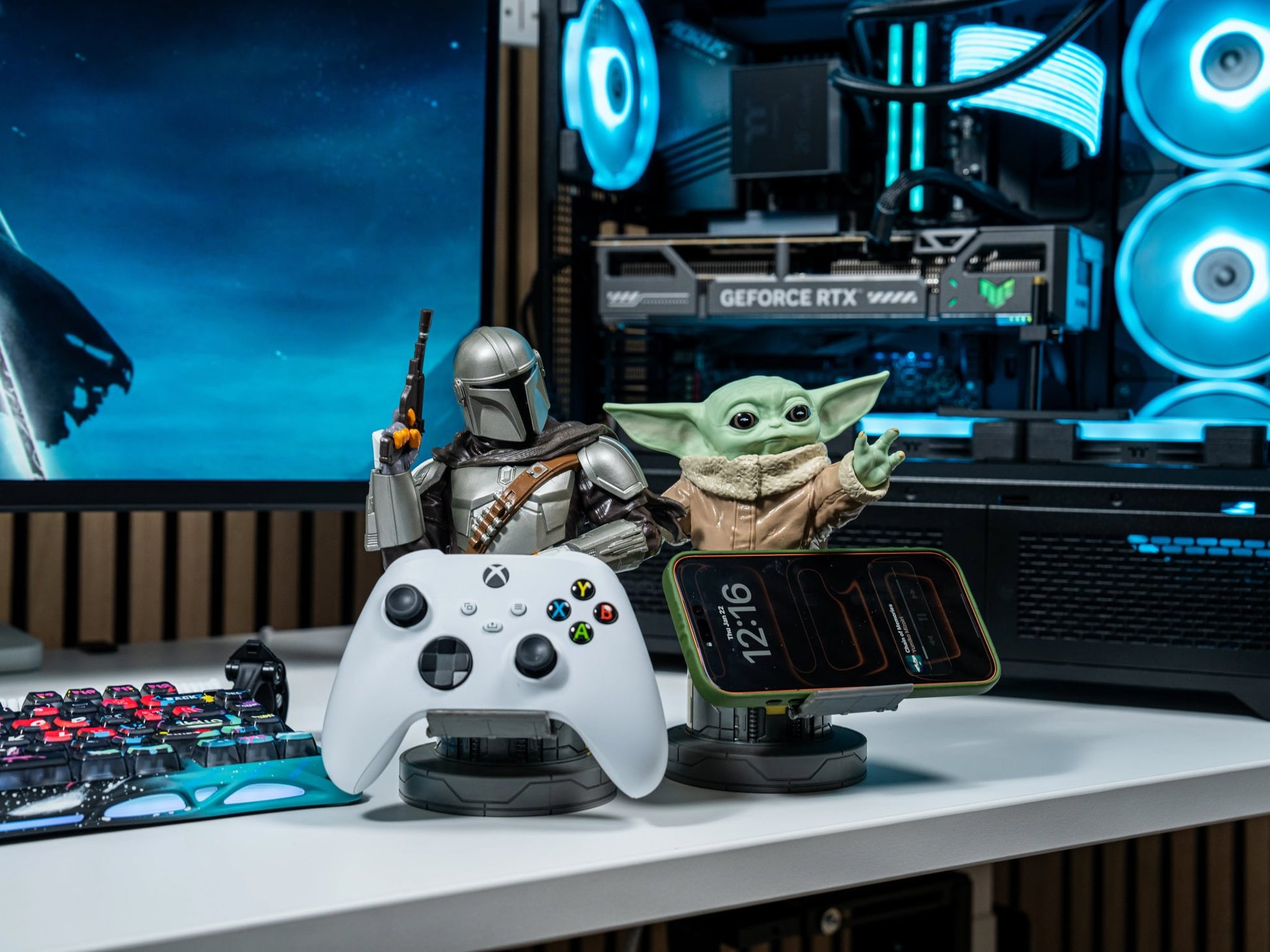STAR WARS: THE MANDALORIAN - GROGU - CABLE GUYS AND CHARGING HOLDER - Immagine 2