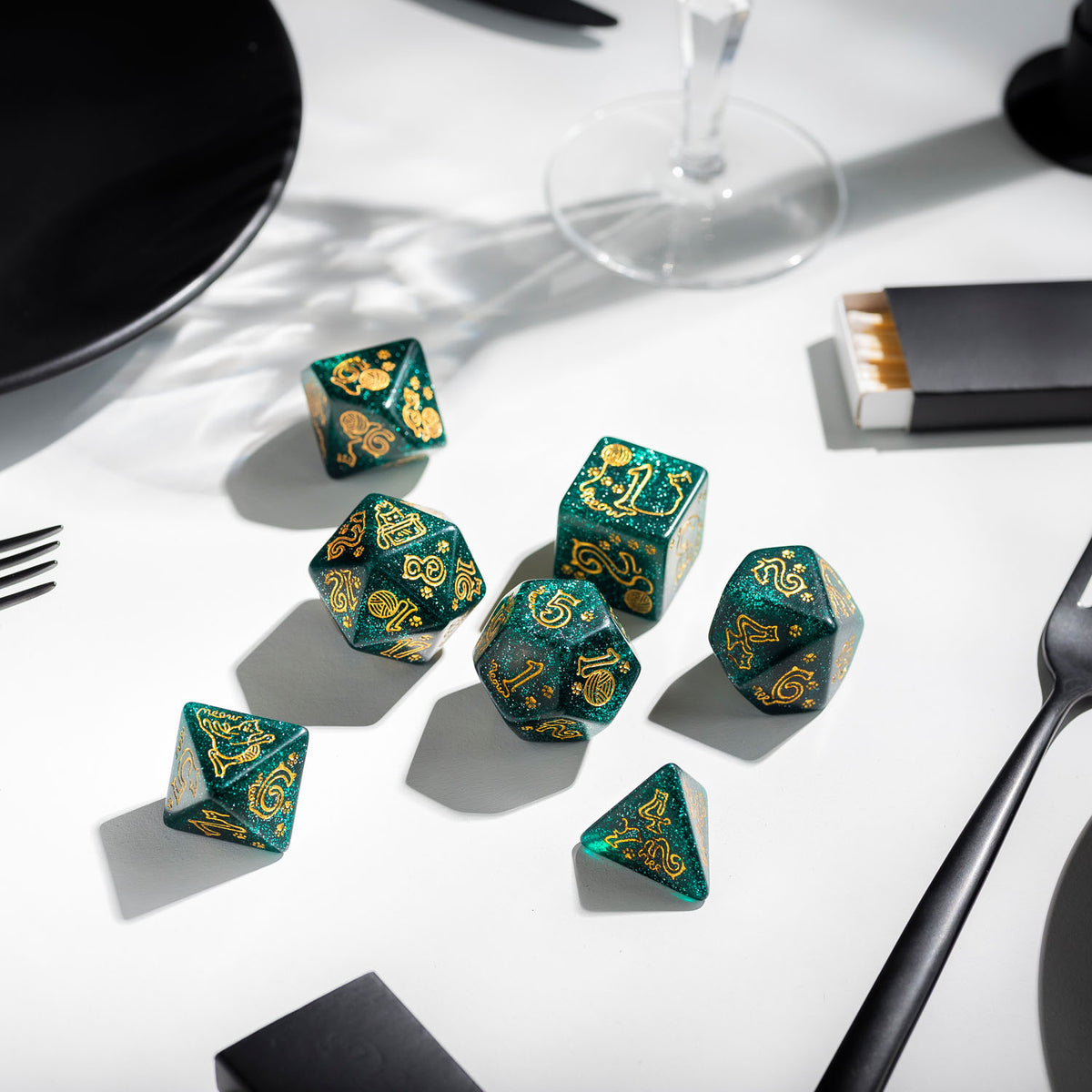 SJKSCAT09 - JUMBO CATS DICE SET: MERLIN - Immagine 2