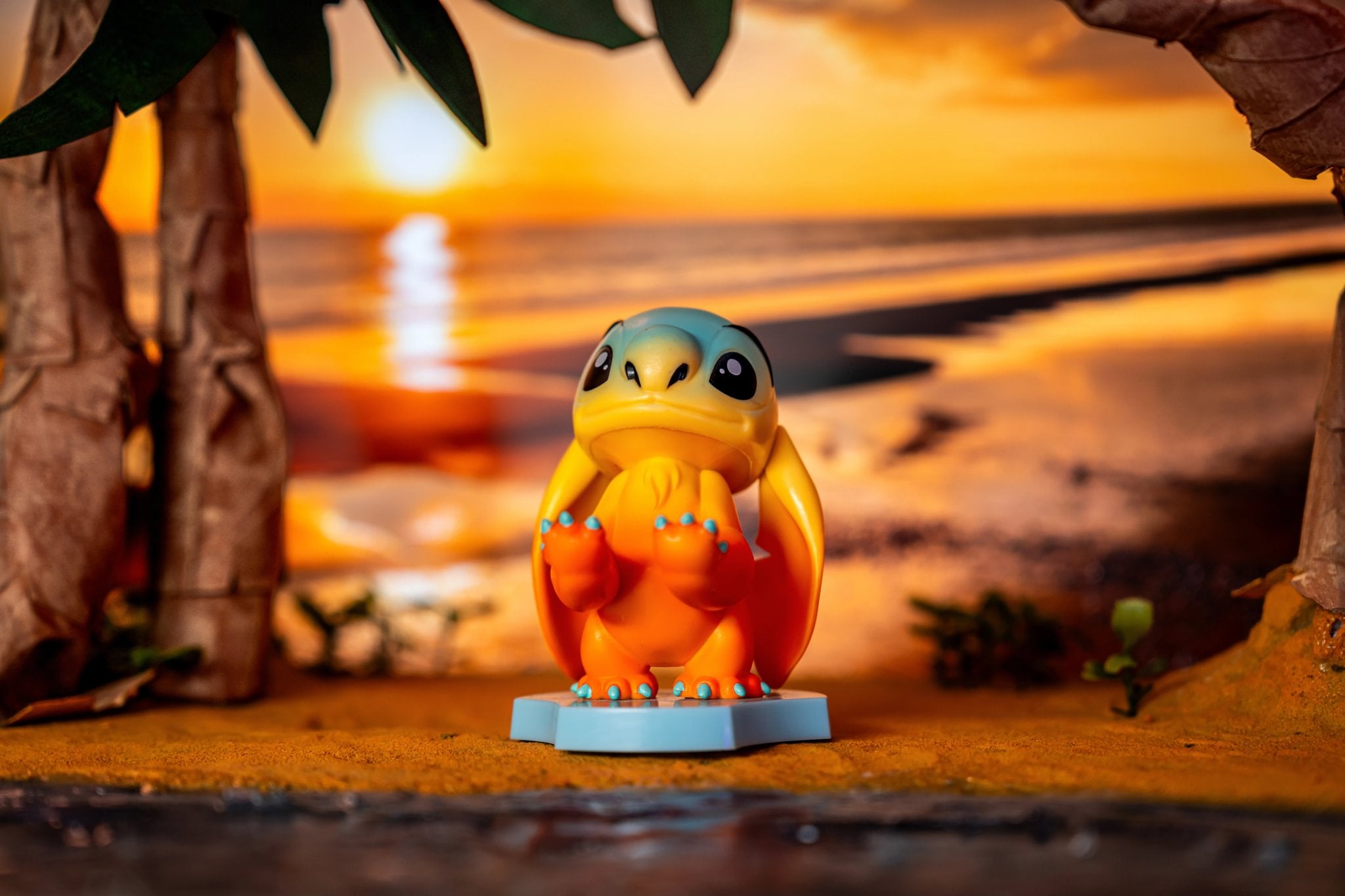 DISNEY - HOLDEM - CHARGING HOLDEM - SUNSET STITCH 11CM - Immagine 3