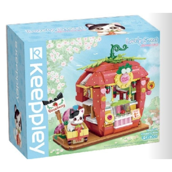 KP28022 - LOVELY STREET - TUXEDO CAT STRAWBERRY HOUSE