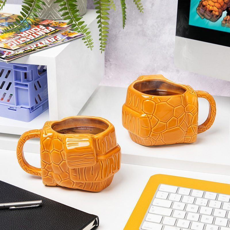 PP14786MU - THE THING SHAPED MUG