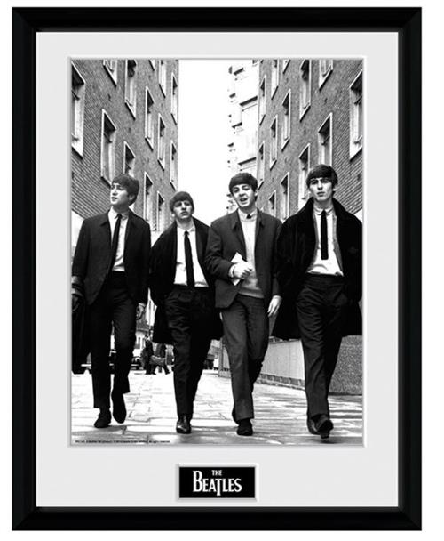 PFC145 - THE BEATLES - FRAMED POSTER (30.5X40.6) - IN LONDON PORTRAIT