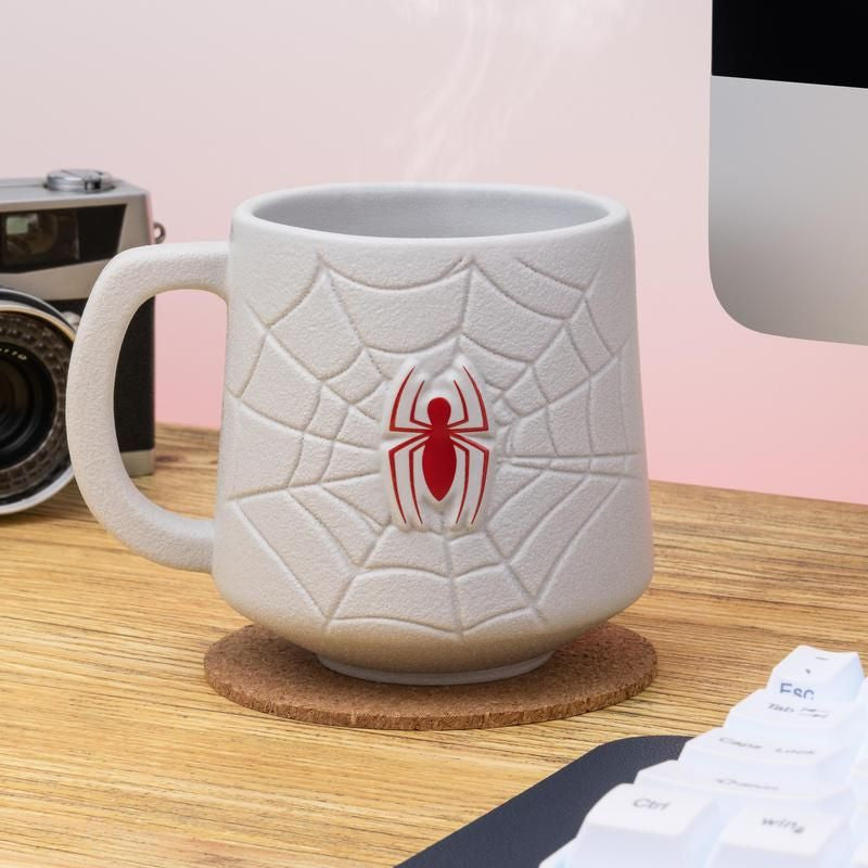 PP11689MCV2 - MARVEL: SPIDER-MAN - SHAPED MUG V2