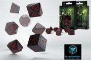 SELV06 - SET 7 DADI ELFI ROSSO/NERO - 55032