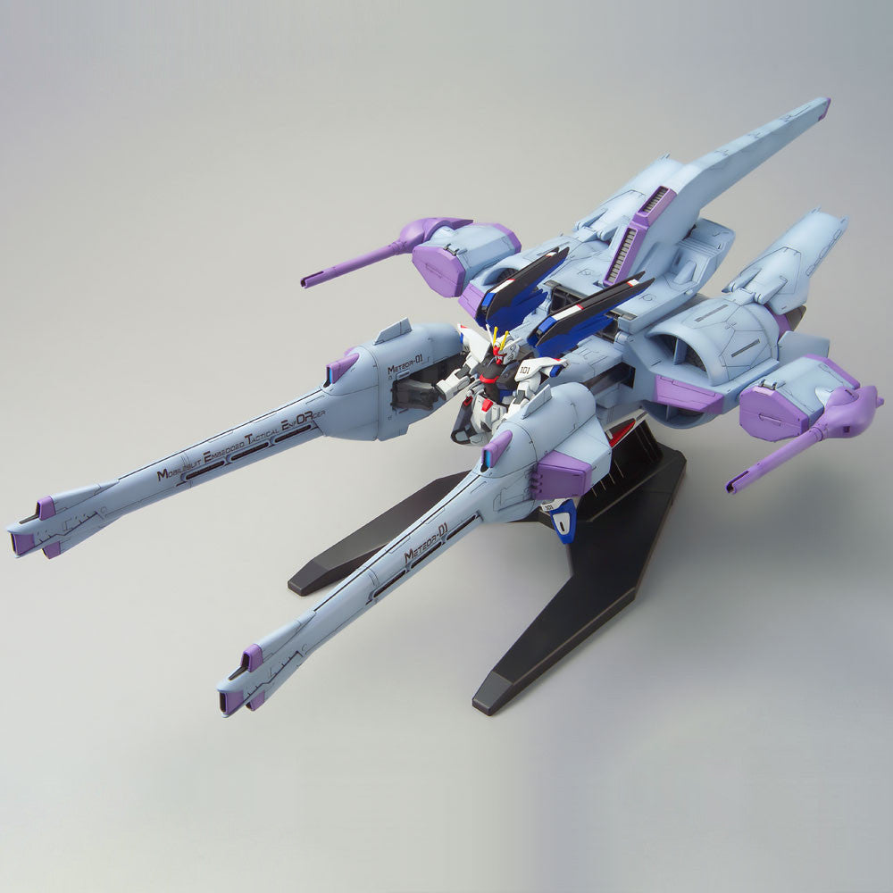 MK56809 - GUNDAM - HIGH GRADE - METEOR UNIT + FREEDOM GUNDAM - MODEL KIT 1/144