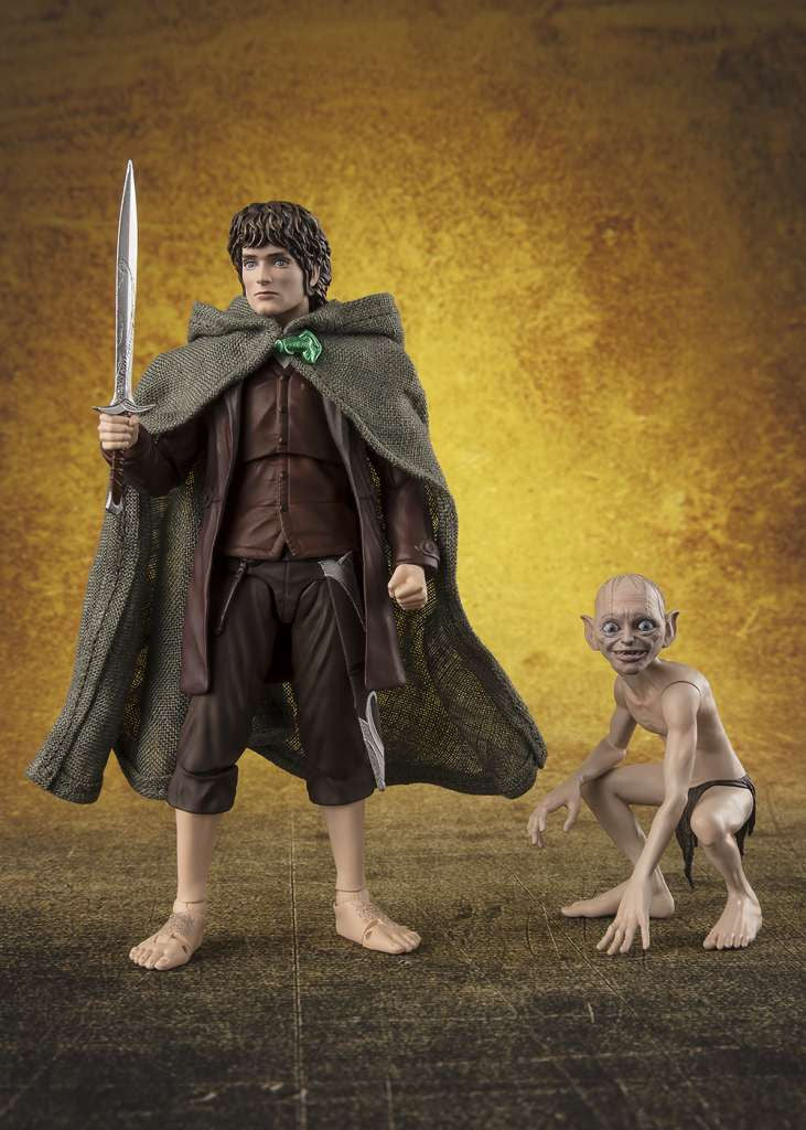 103582 - THE LORD O F THE RINGS - SH FIGUARTS - FRODO BAGGINS & GOLLUM - ACTION FIGURE 12CM