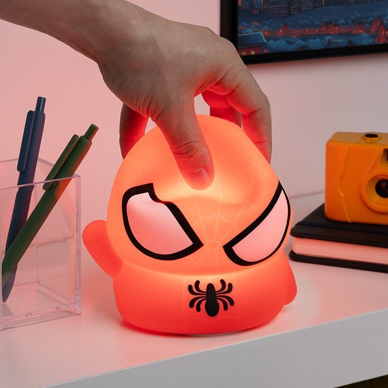 PP13692SPM - MARVEL: SPIDER-MAN - SILICONE LIGHT RECHARGEABLE BATTERY VERS - Immagine 2